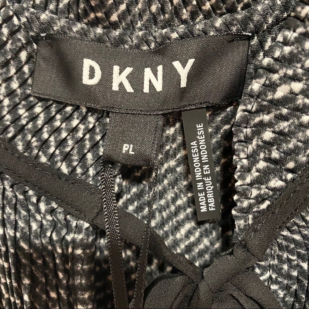 NWT DKNY Pleated Tie-Neck Top LP black and ivory - Picture 8 of 8